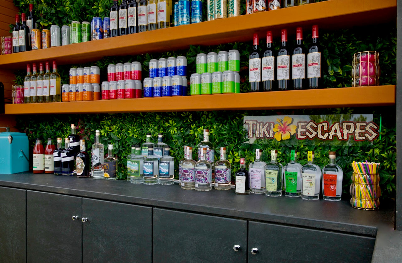 Bachelor in Paradise Canada Bar
