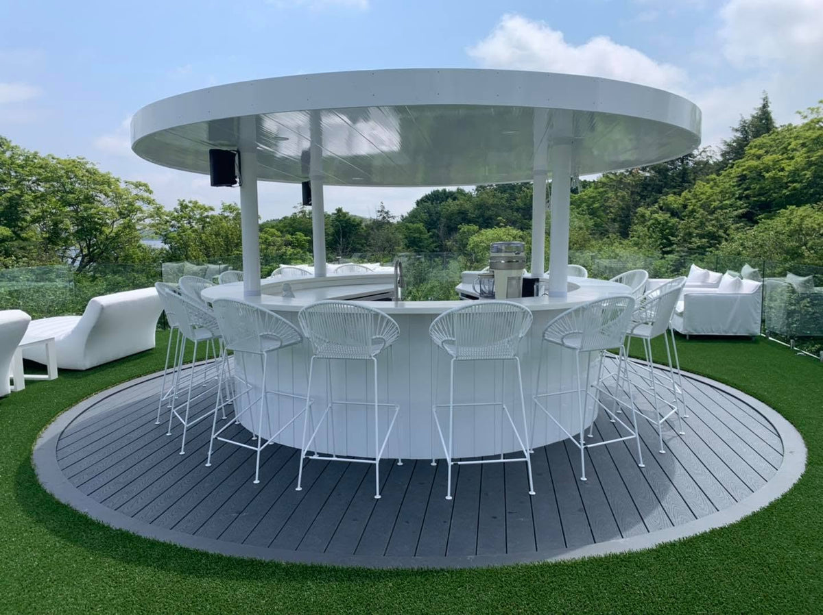 Custom Roof-Top Bar
