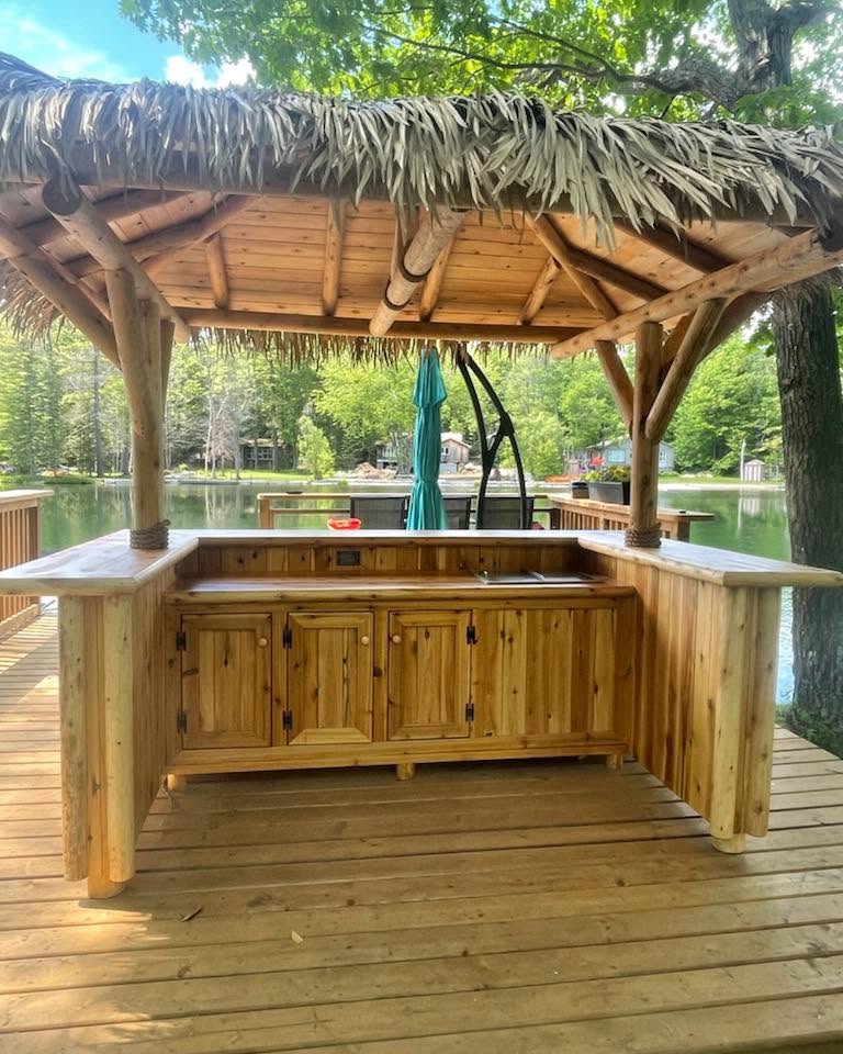 Lakeside Tiki Lounge