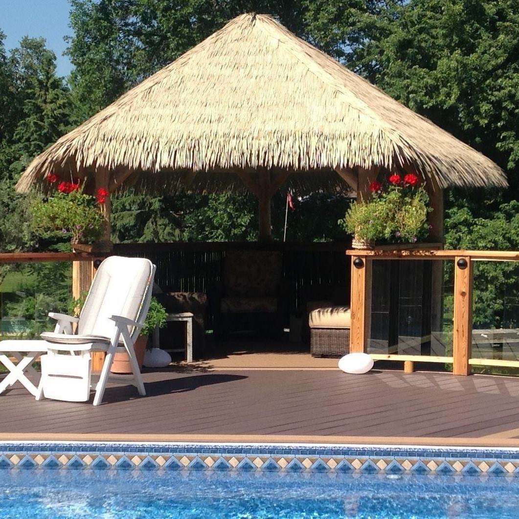 Poolside Thatched Bar
